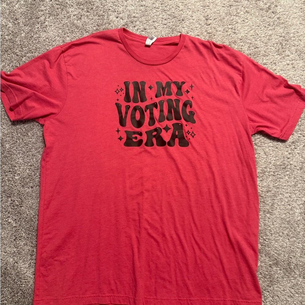 Bold Red Short Sleeve Tee with Graphic Print